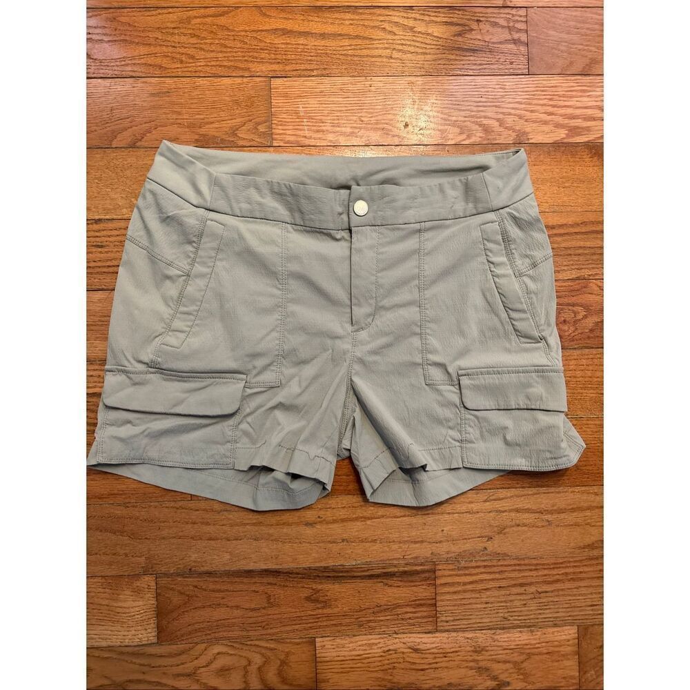 Athleta khaki shorts